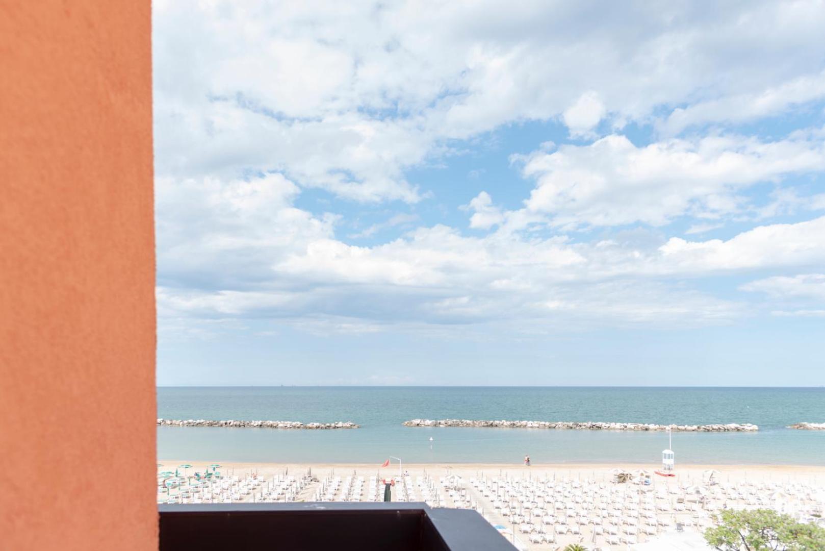 Hotel Giorgetti Orange Bellaria-Igea Marina Zewnętrze zdjęcie